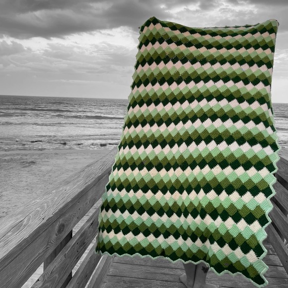 Vintage Other - Crochet Throw Green Diamond Blanket Hand Crafted